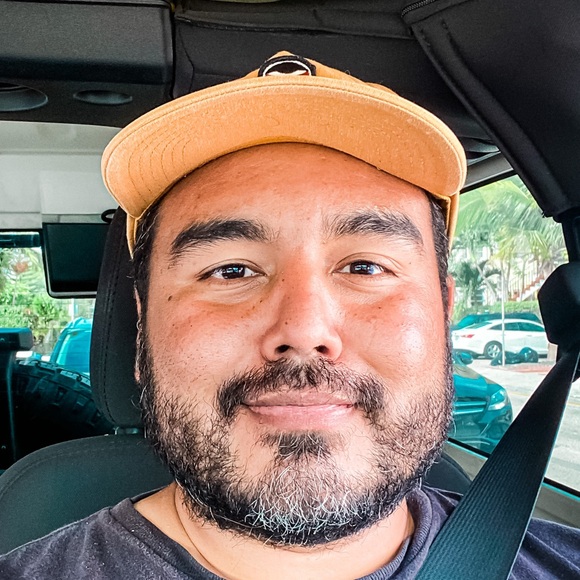 Live Show with @raulsthrifts - Picture 7 of 7